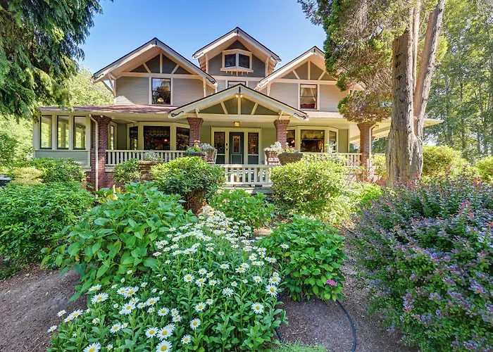 Historic Auburn House On 37 Acres W/ Private Lake!